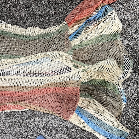 Gimmicks from Buckle Colorful Sheer Duster with White Top and Olive Shorts - Picture 3 of 7